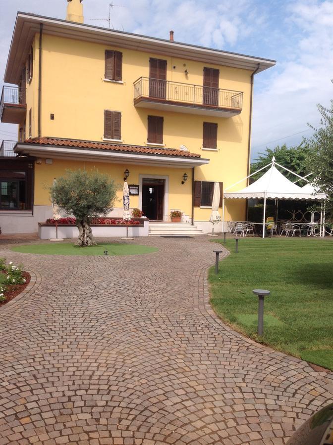Hotel Panineria Colombera Rossa Brescia Exterior photo