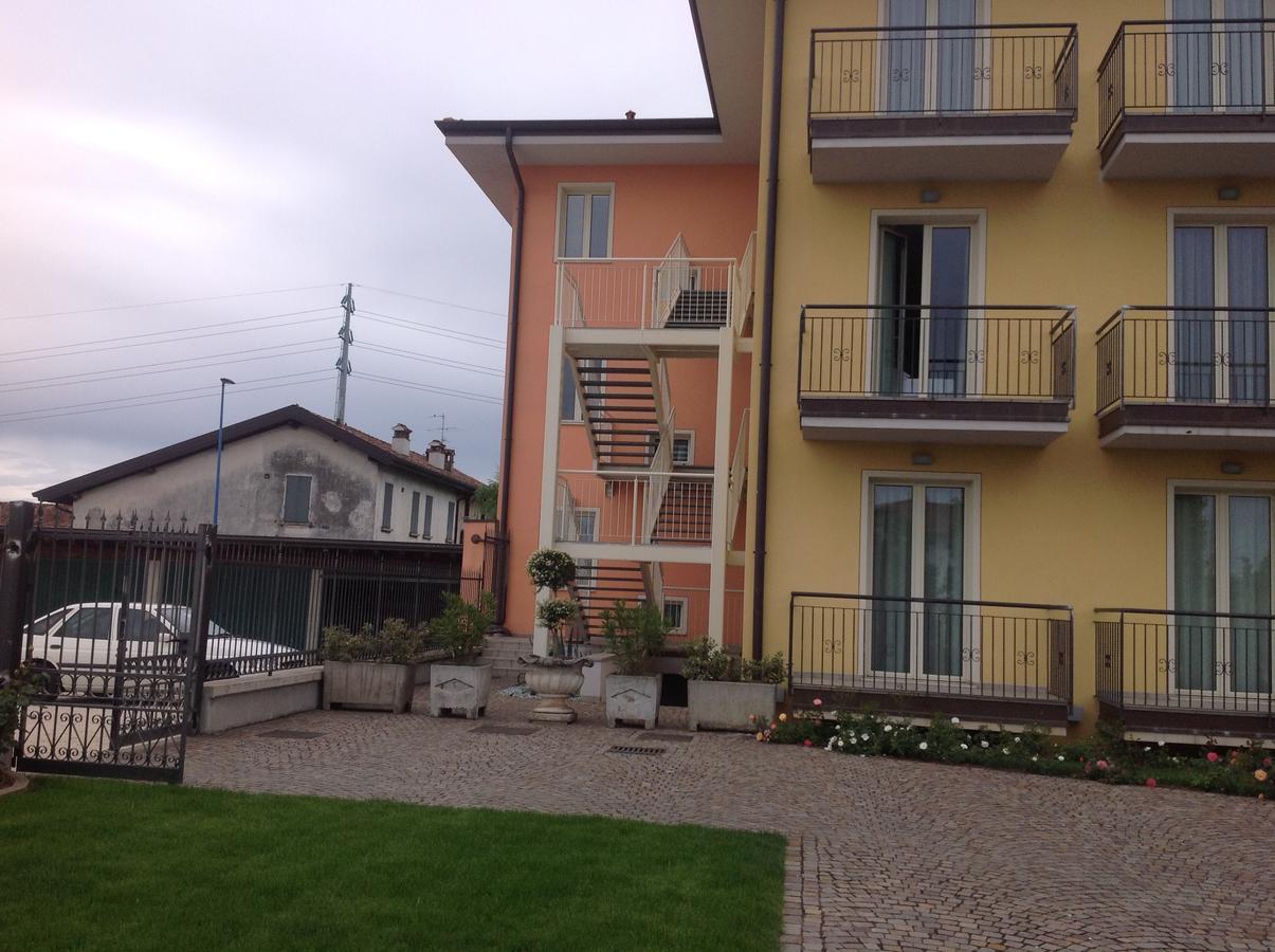 Hotel Panineria Colombera Rossa Brescia Exterior photo