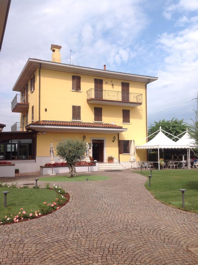 Hotel Panineria Colombera Rossa Brescia Exterior photo